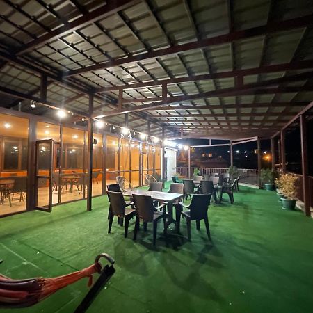 Guest House Royal Comfort With Terrace Kutaisi Exterior foto