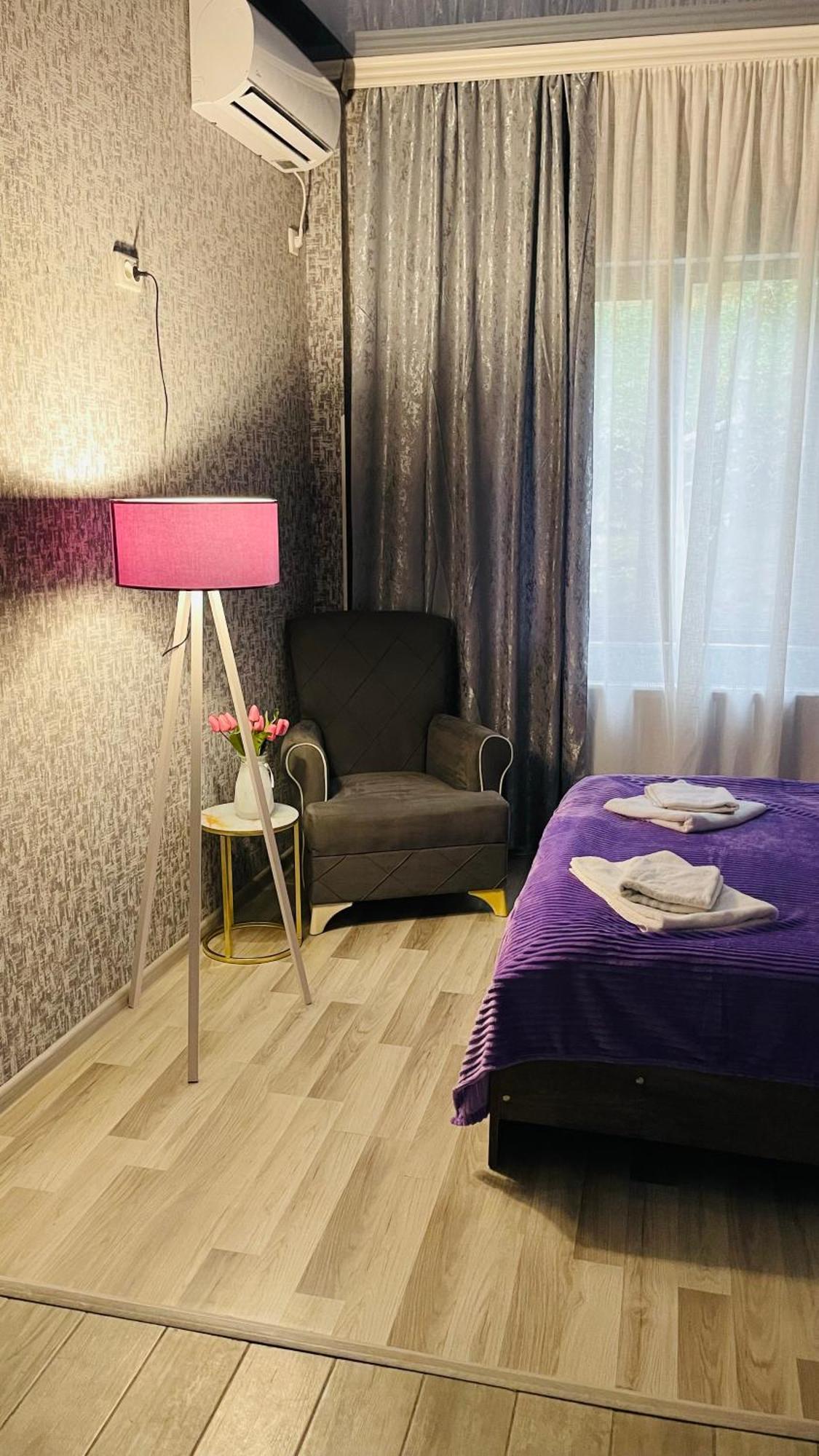 Guest House Royal Comfort With Terrace Kutaisi Exterior foto