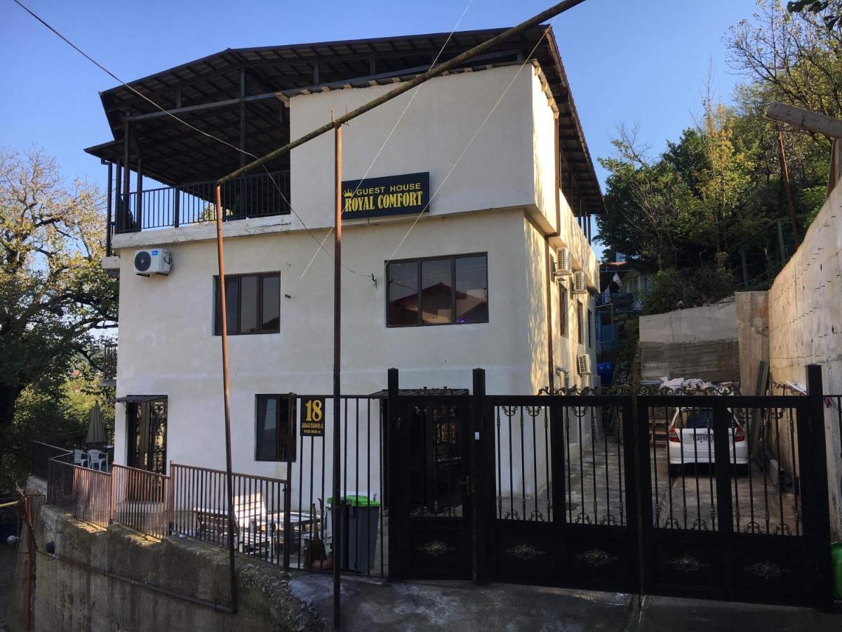 Guest House Royal Comfort With Terrace Kutaisi Exterior foto